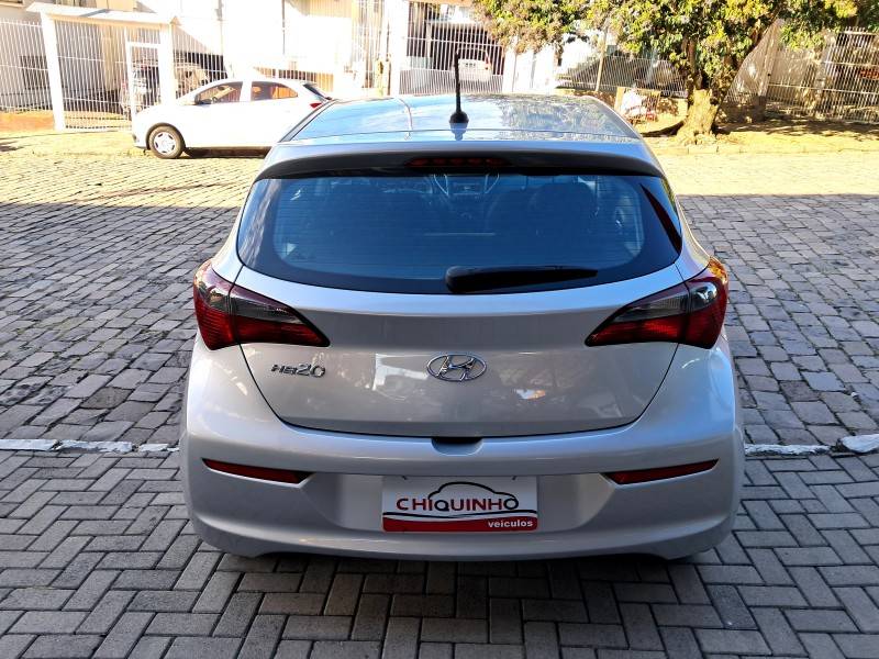 HYUNDAI - HB20 - 2019/2019 - Prata - R$ 58.900,00