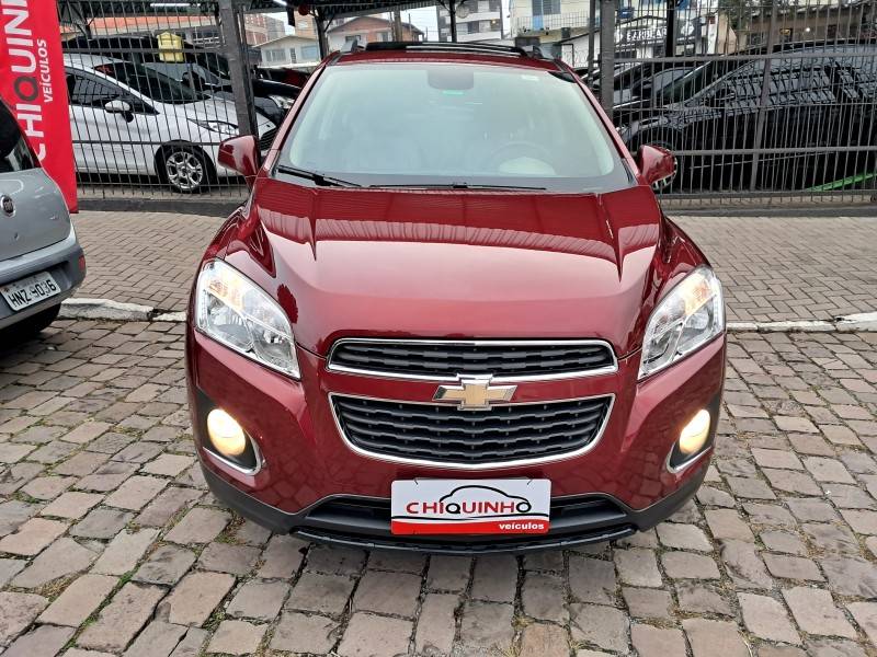 CHEVROLET - TRACKER - 2013/2014 - Vermelha - R$ 72.900,00