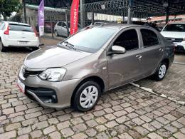 TOYOTA - ETIOS - 2017/2018 - Cinza - R$ 59.900,00