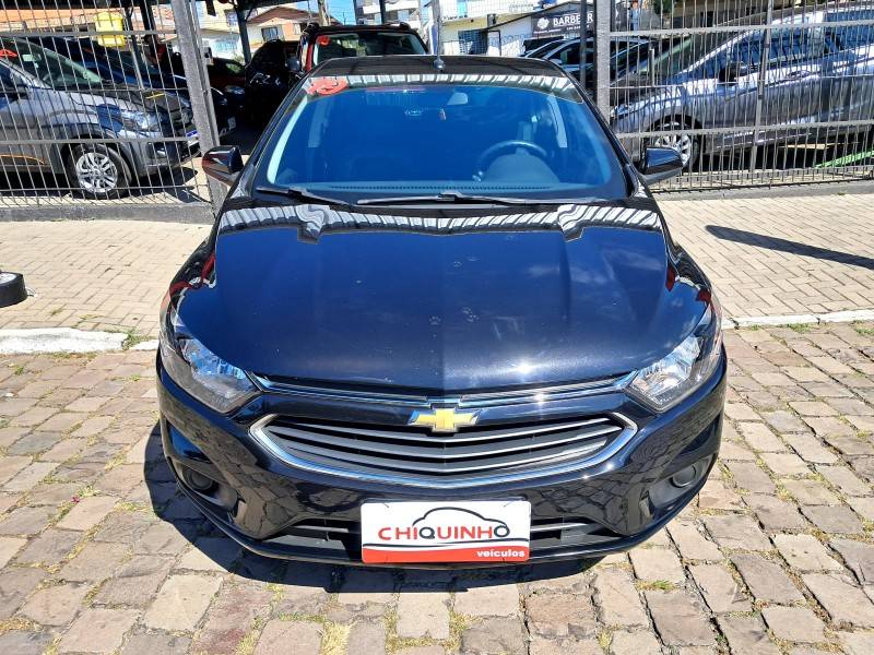 CHEVROLET - ONIX - 2018/2019 - Preta - R$ 62.900,00