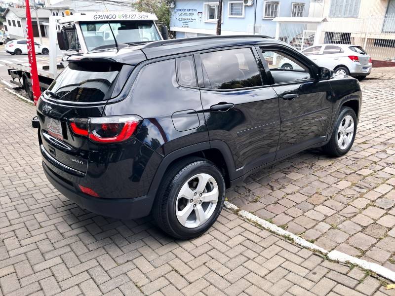 JEEP - COMPASS - 2017/2018 - Preta - R$ 92.900,00
