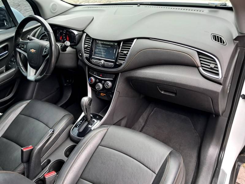 CHEVROLET - TRACKER - 2019/2019 - Branca - R$ 95.900,00