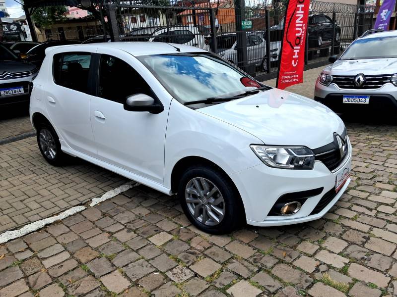 RENAULT - SANDERO - 2020/2021 - Branca - R$ 59.900,00