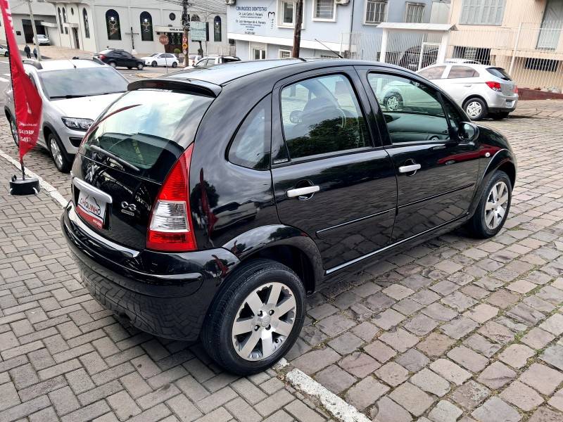CITROËN - C3 - 2011/2012 - Preta - R$ 34.900,00