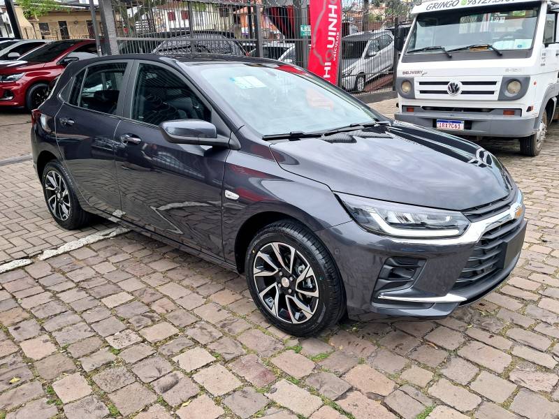 CHEVROLET - ONIX - 2025/2026 - Cinza - R$ 129.190,00