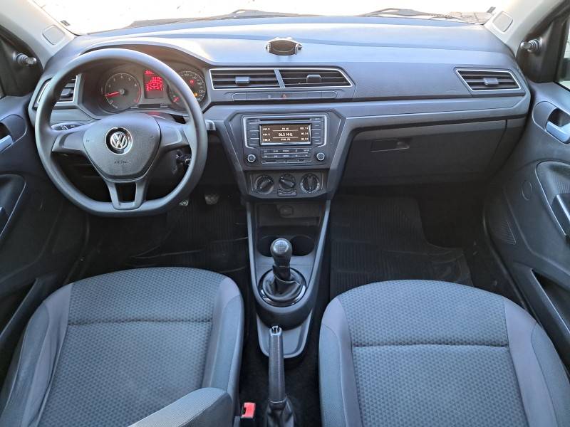 VOLKSWAGEN - VOYAGE - 2018/2018 - Prata - R$ 47.900,00