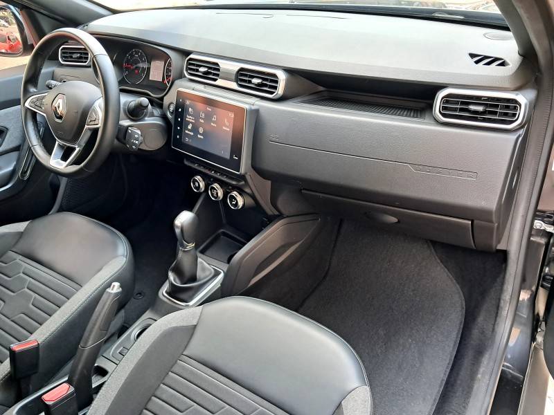 RENAULT - DUSTER - 2020/2021 - Preta - R$ 93.900,00