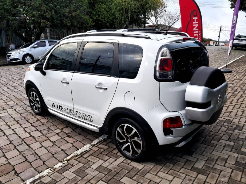 CITROËN - AIRCROSS - 2013/2013 - Branca - R$ 41.900,00