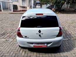 RENAULT - CLIO - 2013/2014 - Branca - R$ 24.900,00