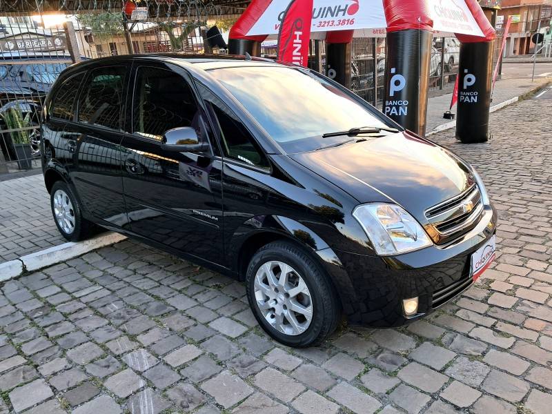 CHEVROLET - MERIVA - 2011/2012 - Preta - R$ 32.900,00