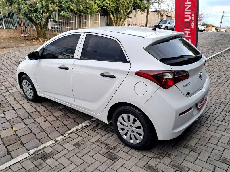 HYUNDAI - HB20 - 2018/2019 - Branca - R$ 56.900,00