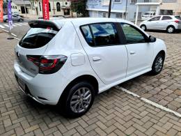 RENAULT - SANDERO - 2020/2021 - Branca - R$ 59.900,00