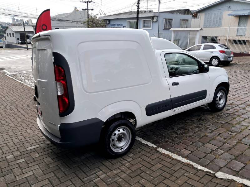 FIAT - FIORINO - 2020/2021 - Branca - R$ 78.900,00