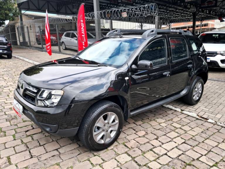 RENAULT - DUSTER - 2018/2019 - Preta - R$ 69.900,00