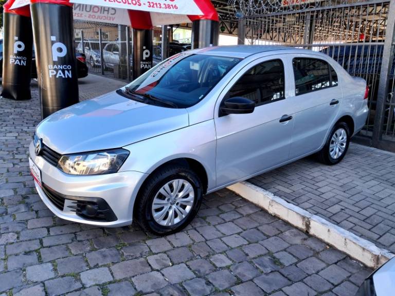 VOLKSWAGEN - VOYAGE - 2018/2018 - Prata - R$ 47.900,00