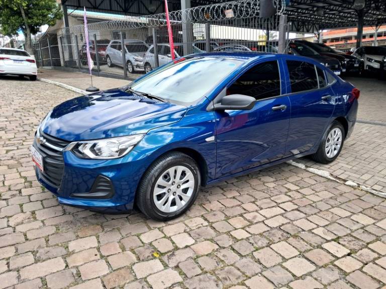CHEVROLET - ONIX - 2022/2023 - Azul - R$ 79.900,00
