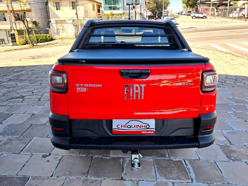 FIAT - STRADA - 2021/2021 - Vermelha - R$ 99.900,00