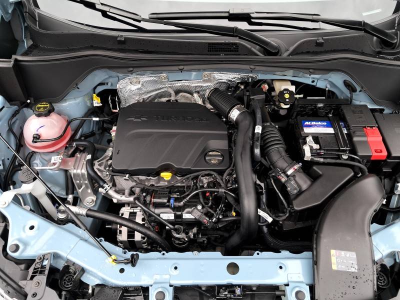 CHEVROLET - TRACKER - 2025/2026 - Azul - R$ 175.990,00