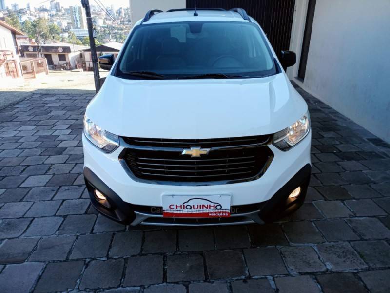 CHEVROLET - SPIN - 2020/2020 - Branca - R$ 80.900,00