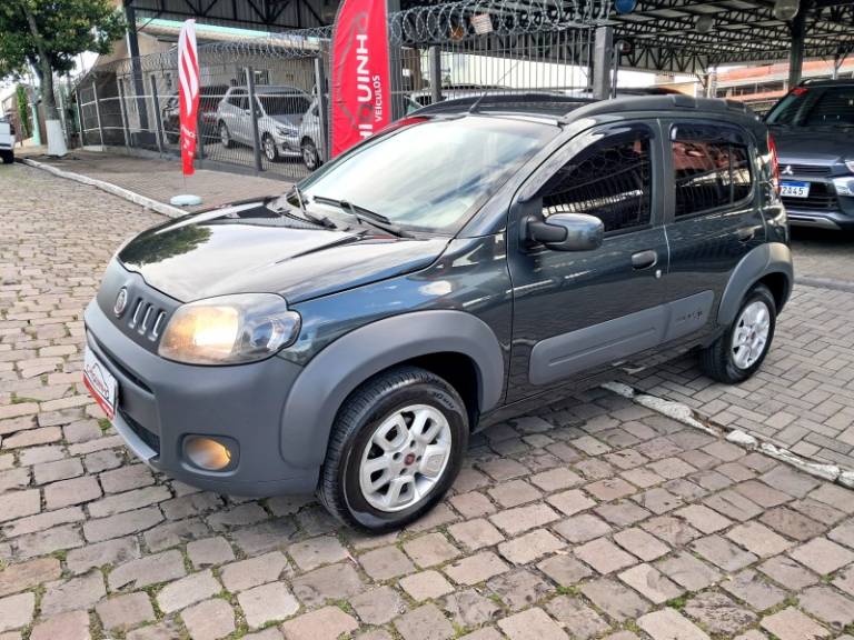 FIAT - UNO - 2012/2013 - Cinza - R$ 38.900,00