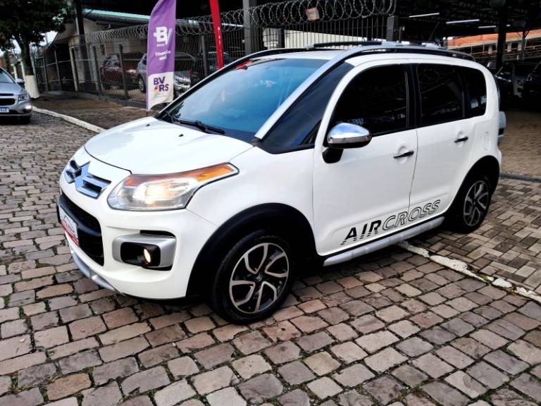 CITROËN - AIRCROSS - 2013/2013 - Branca - R$ 41.900,00