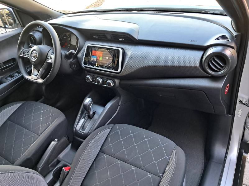 NISSAN - KICKS - 2019/2020 - Prata - R$ 84.900,00