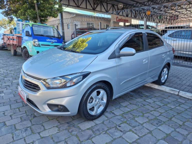 CHEVROLET - PRISMA - 2019/2019 - Prata - R$ 63.900,00