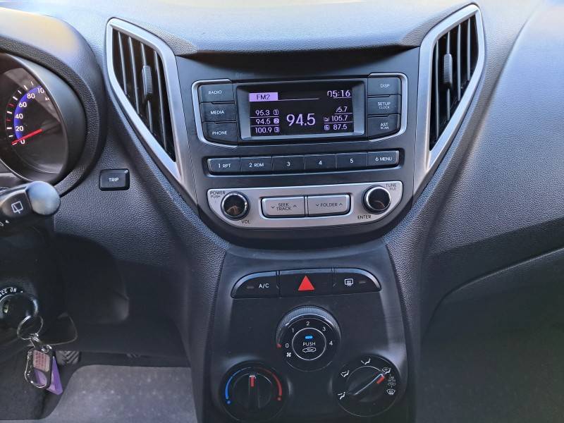 HYUNDAI - HB20 - 2018/2018 - Prata - R$ 54.900,00