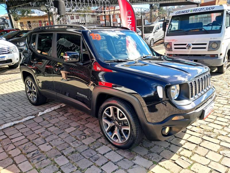 JEEP - RENEGADE - 2018/2019 - Preta - R$ 79.900,00